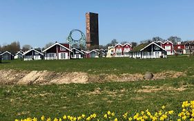 Hamptons No.2